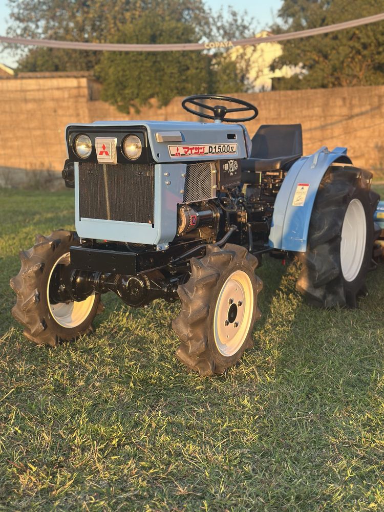 Trator Tractor Mitsubishi e 4 Alfaias