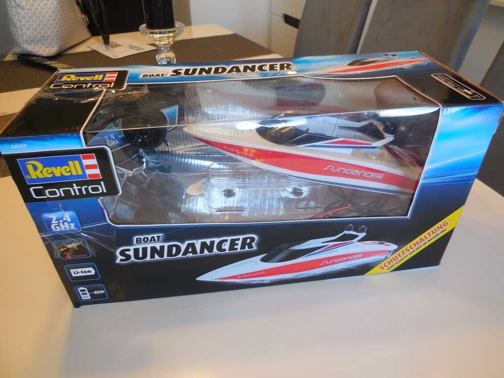 RC Revell SUNDANCER 24137 łódka 2.4GH