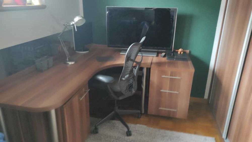 Duże narożne biurko + 2 szafki