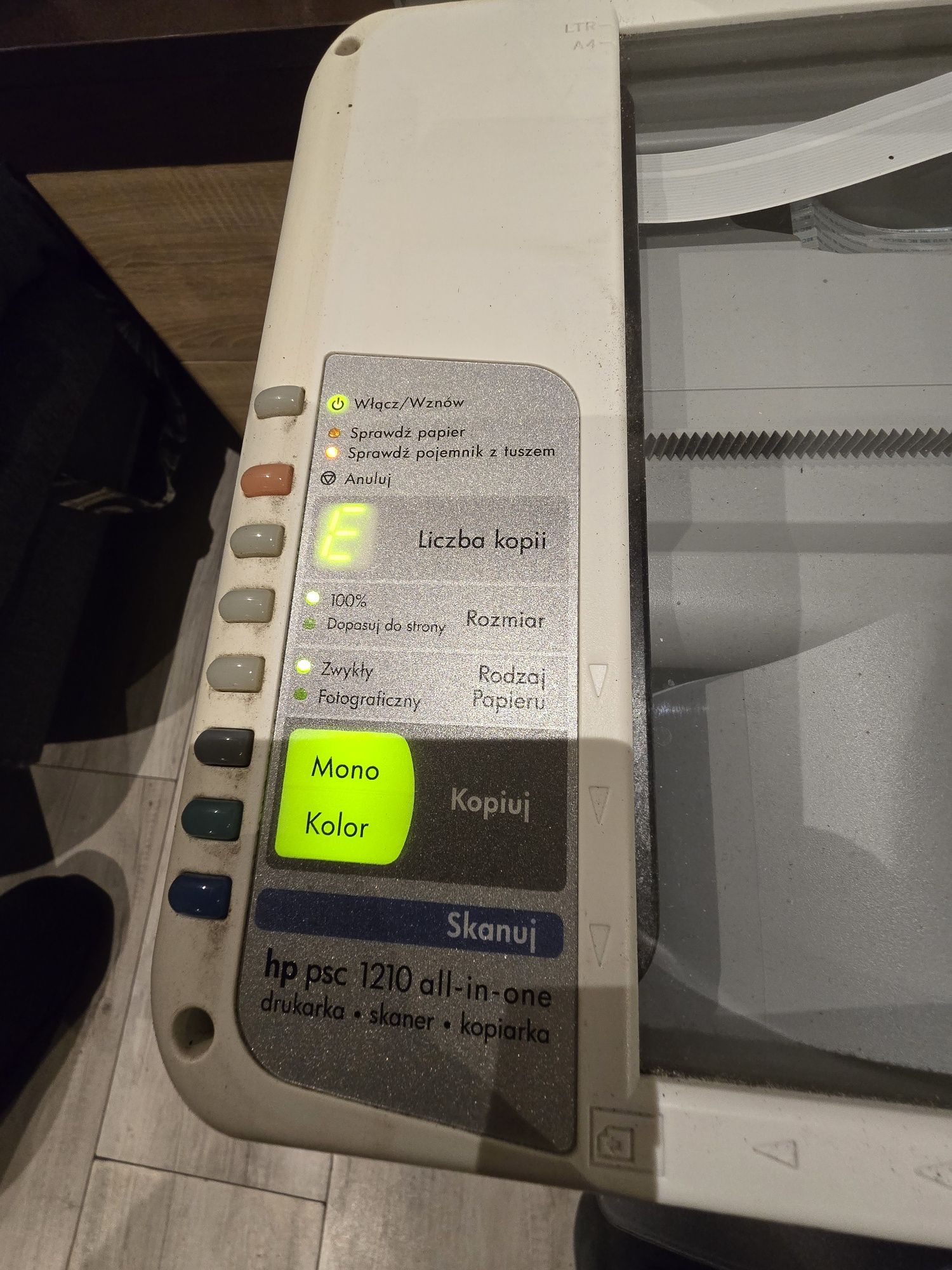 Urządzenie wielofunkcyjne HP psa 1210 all-in-one