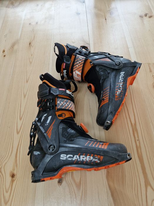 Scarpa F1 LT – buty skiturowe carbon/orange - lekkie i sztywne rozm.28