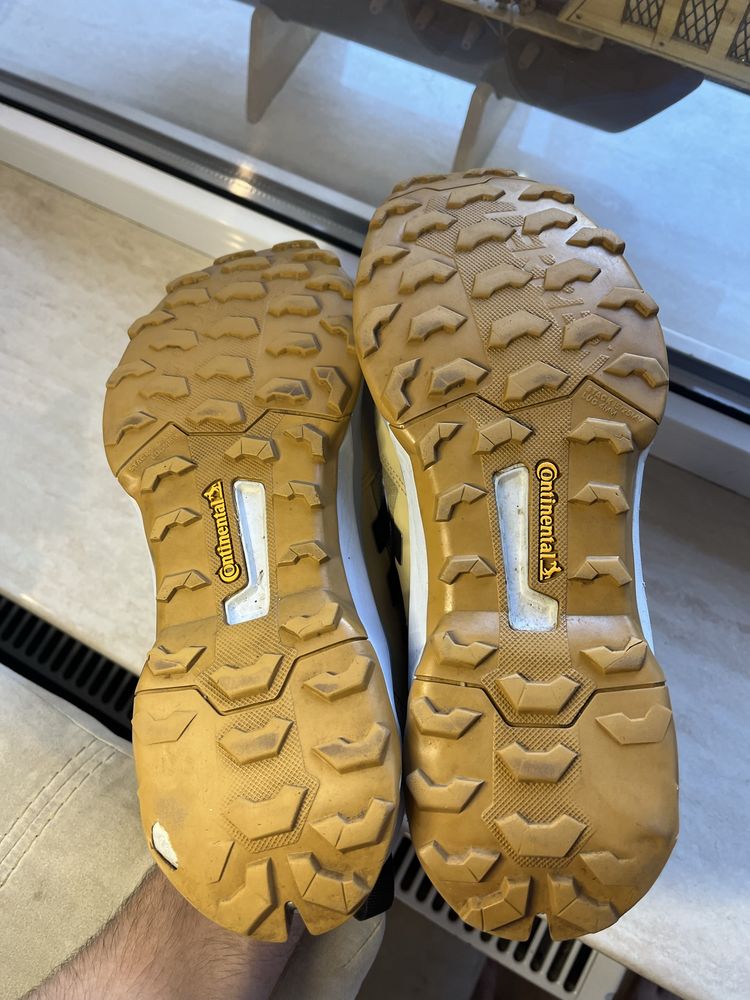 Adidas Terrex Gore-tex трекінгові оригінал (42 розмір, 26 см)