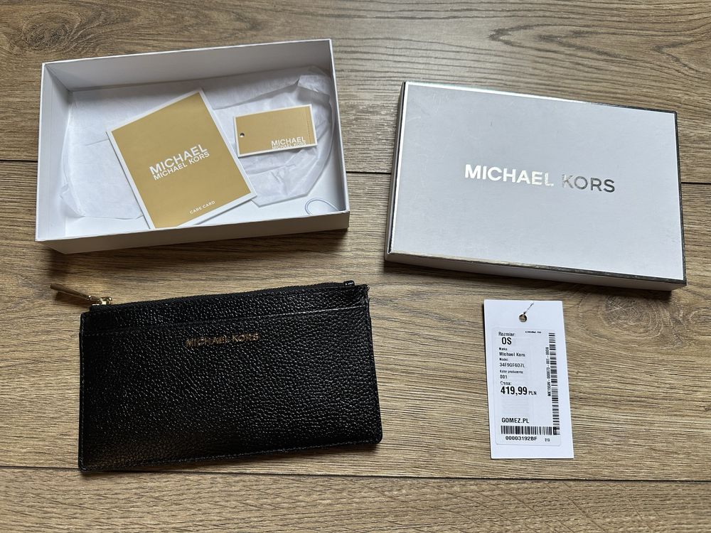 Portfel Etui na karty Czarny Brelok Michael Kors