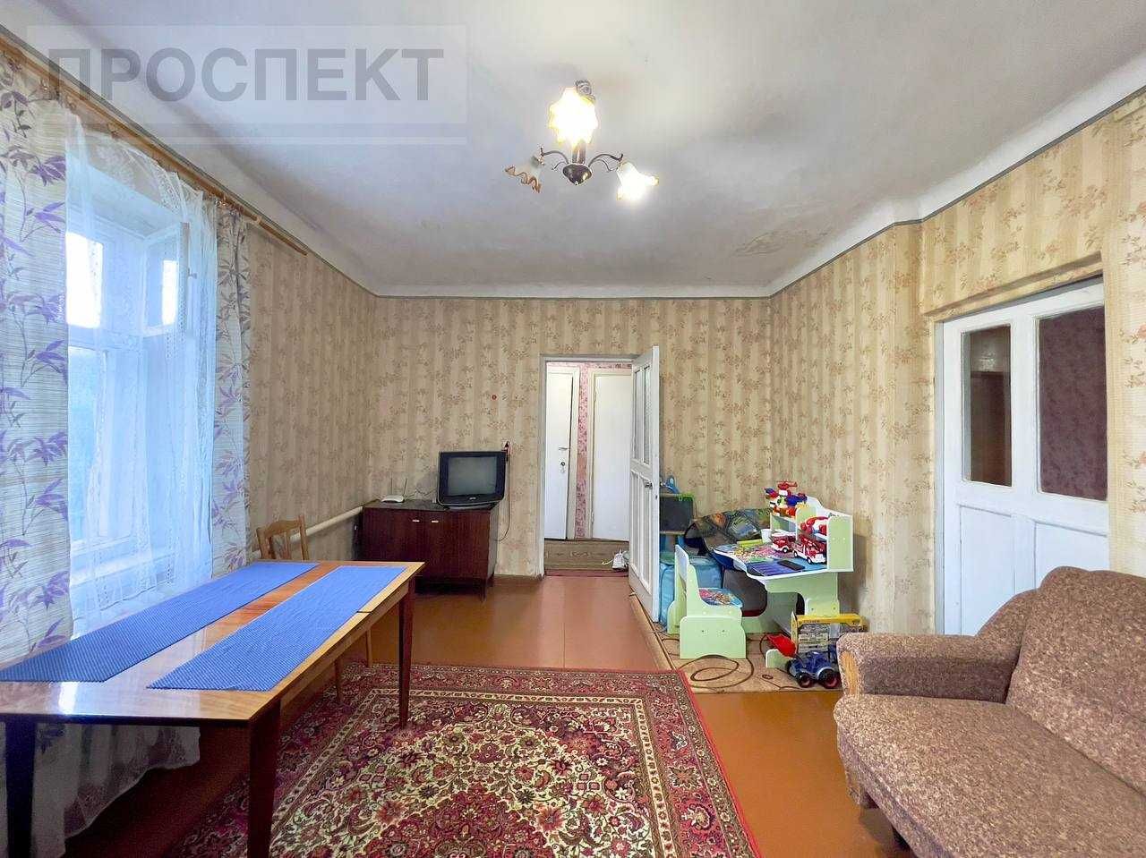 Продам 2 кімнатну квартиру з А\О  вул.Маяковського ( р-н Горобини )