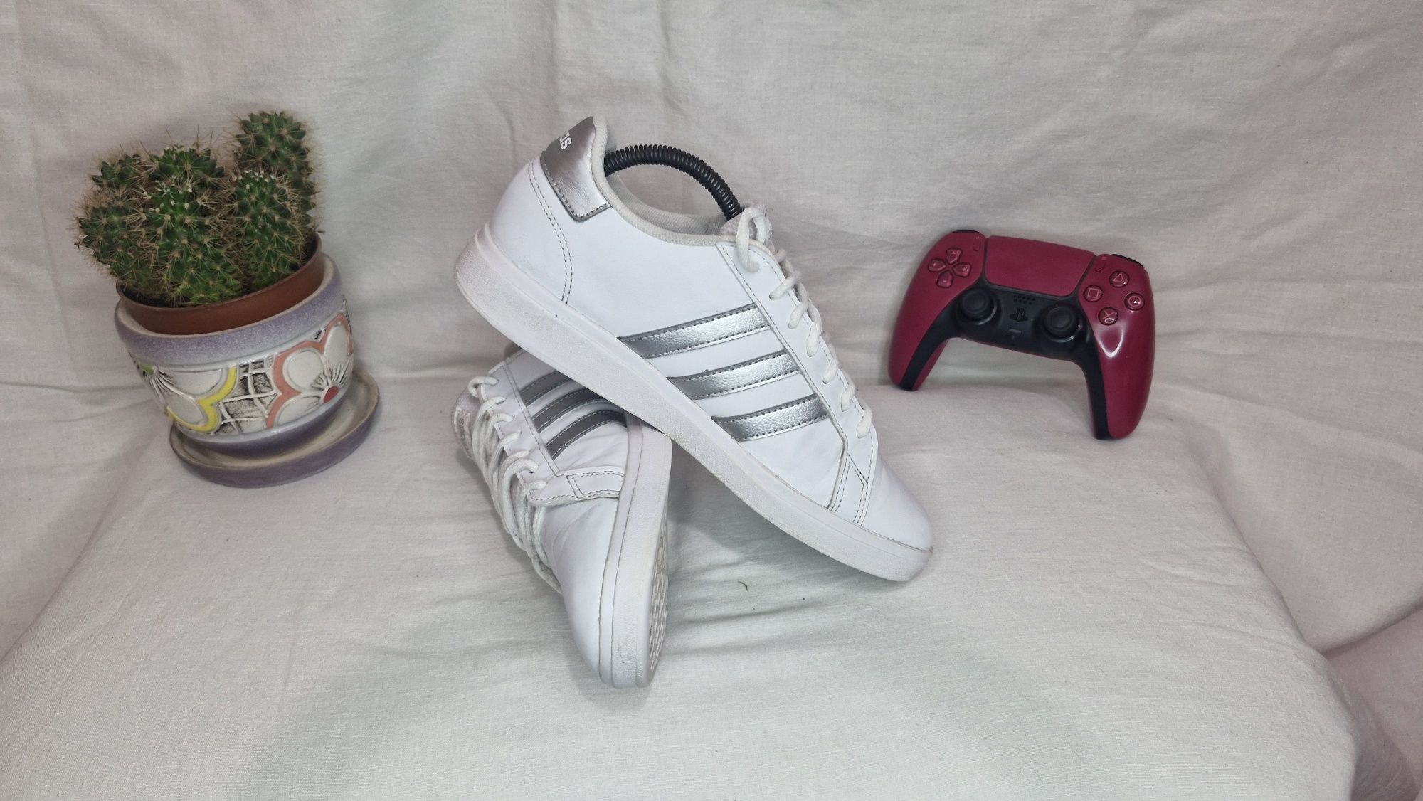 Жіночі кеди Adidas.Розмір 39