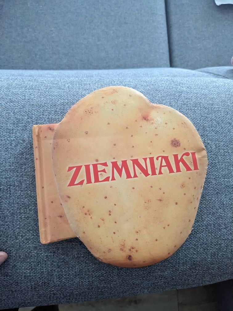 Książka z przepisami na dania z ziemniaków