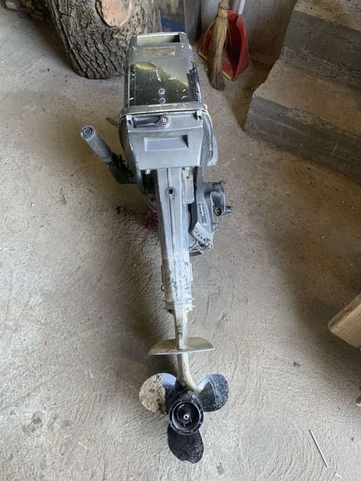 Suzuki 15 лодочний мотор 2тактний