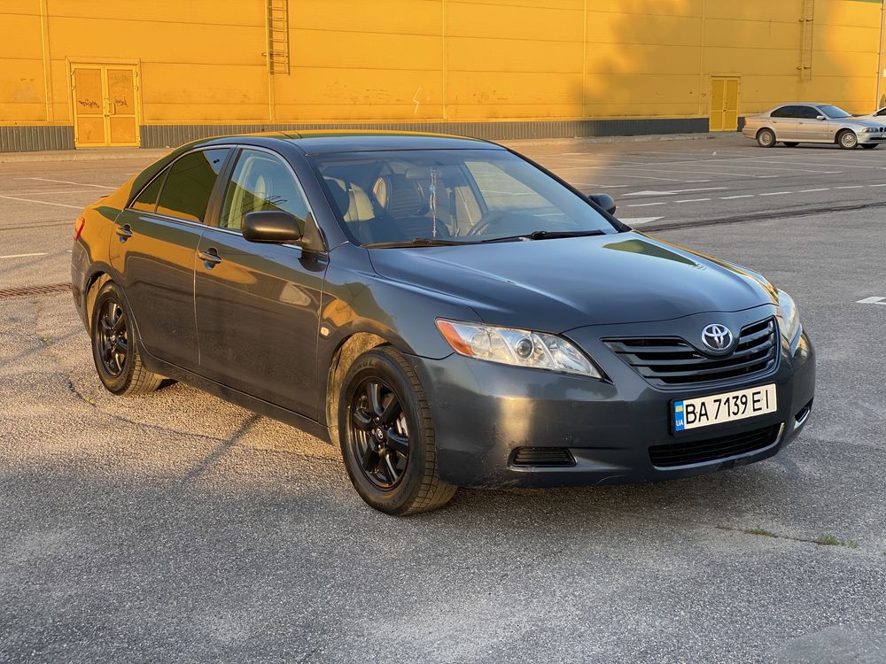 Продам Toyota Camry v40 2007