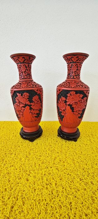 Vasos em cloisonné