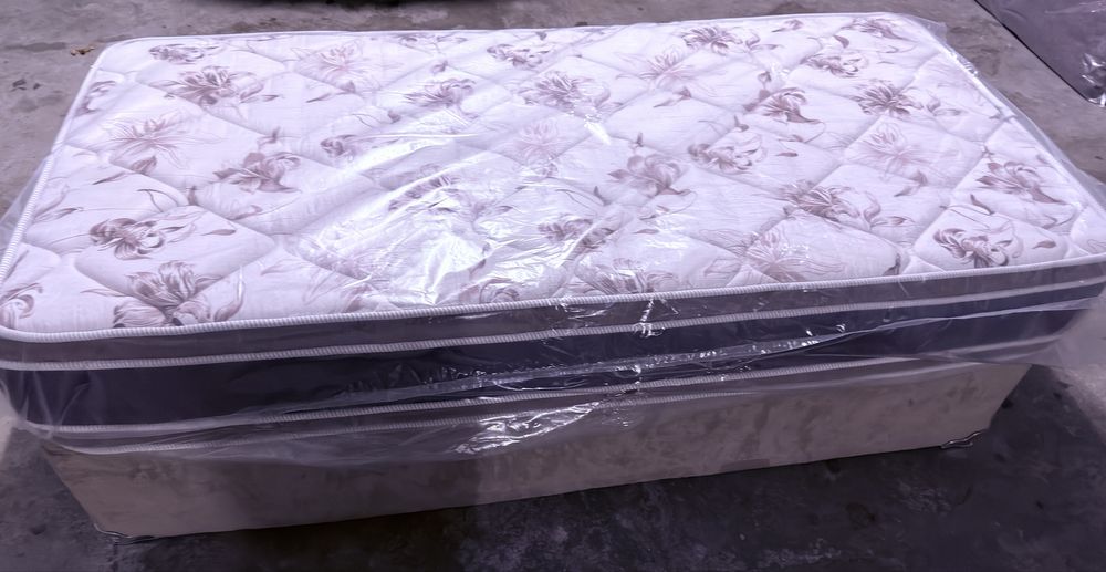 Cama solteiro 88cm x 1,88cm