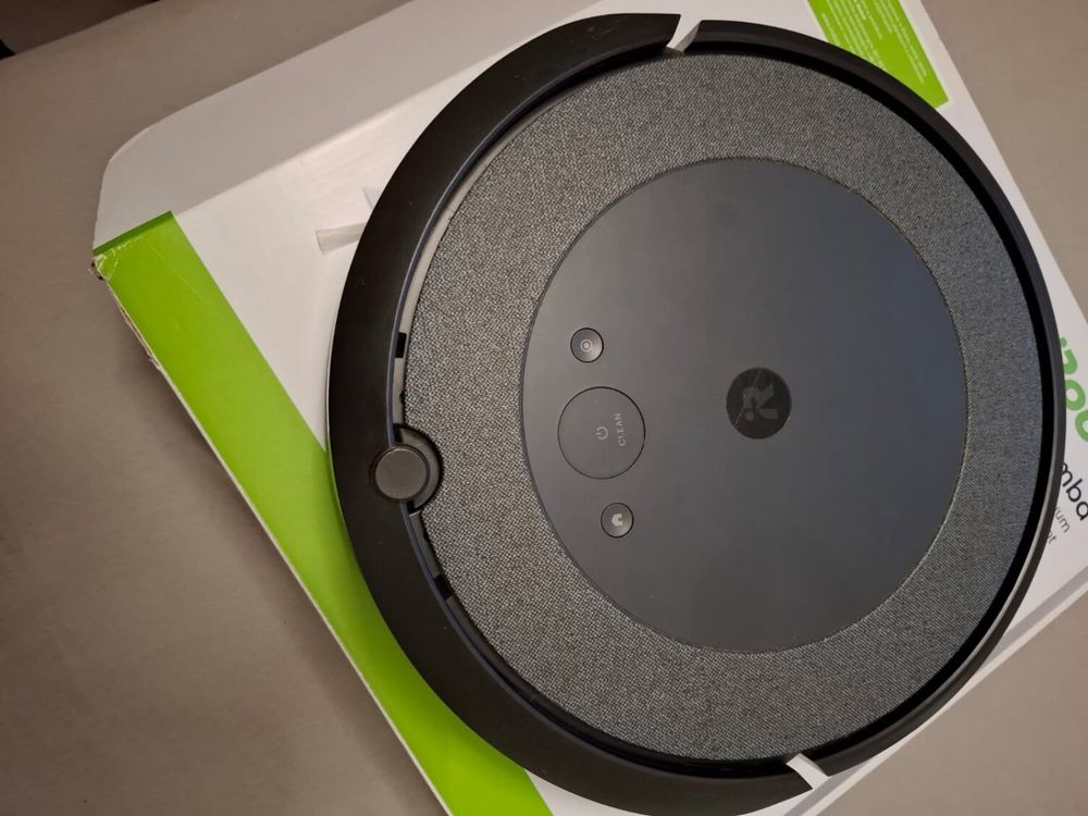 Irobot roomba i3
