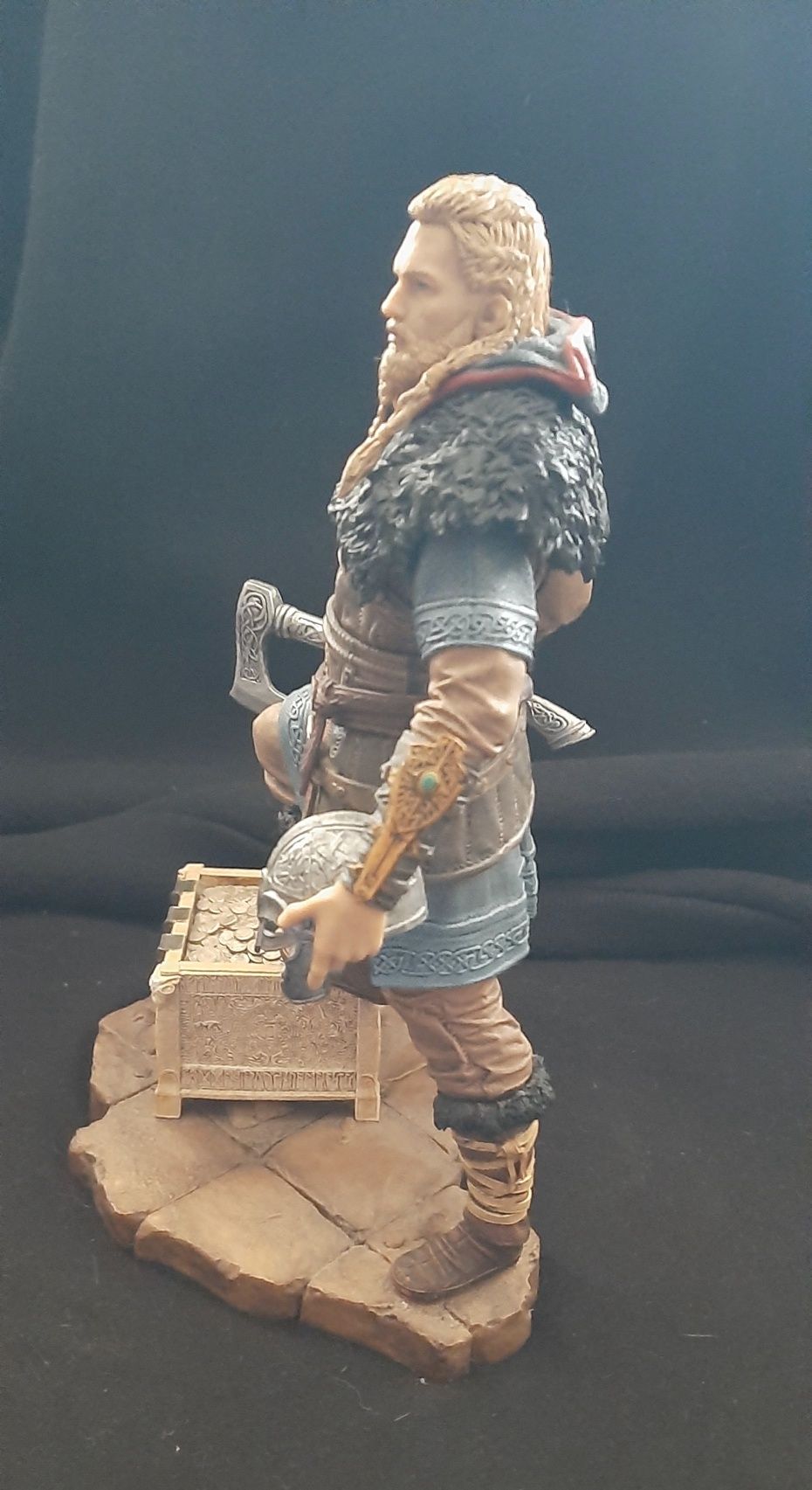 Vendo Estátua/Figura


Assassin's Creed Valhalla (Eivor)
25 cm