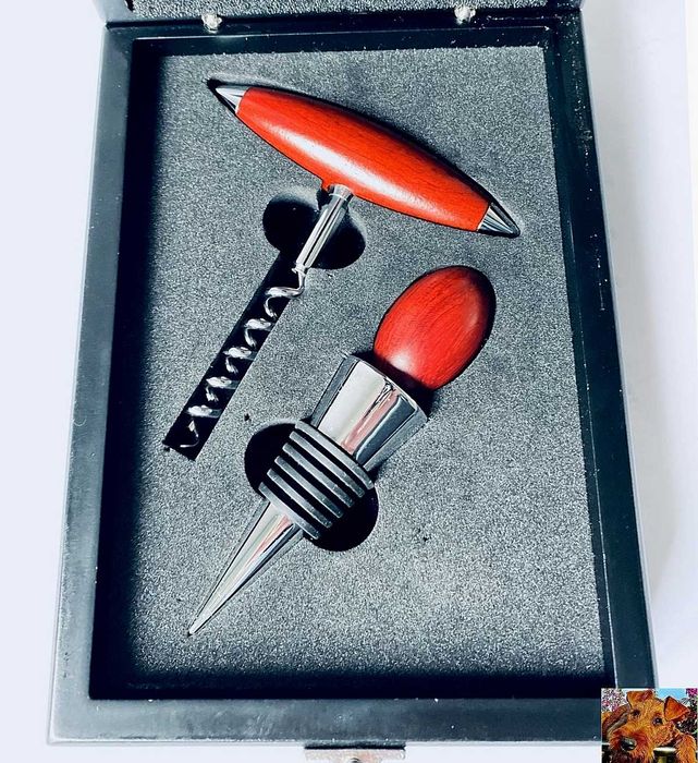 Zestaw Upominkowy Do Wina w Pudełku KORKOCIĄG i KOREK - Na Prezent