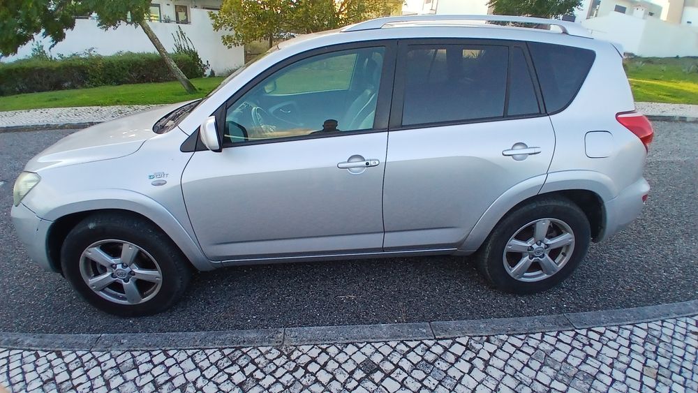 Toyota Rav 4 2.2 d4d diesel full extras