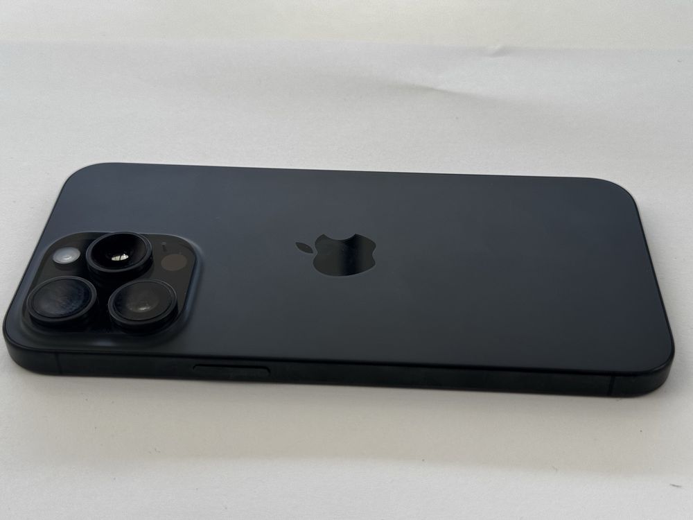 Apple iPhone 15 Pro Max 256GB Czarny Tytan/Black