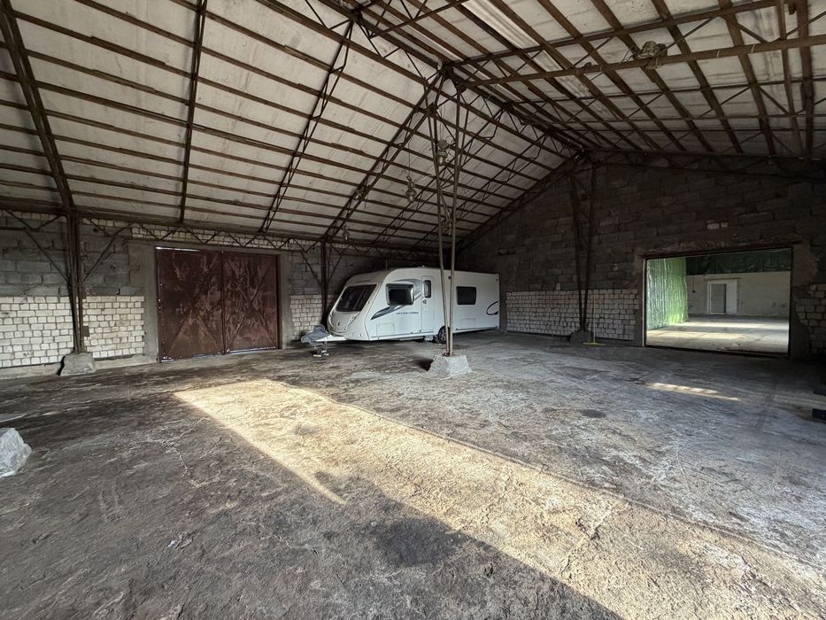 Zimowanie przyczep / kamperów / łodzi / motocykli. Koło Warszawy