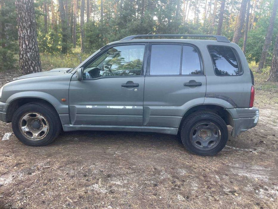 Позашляховик Suzuki Grand Vitara 2.0 Дизель 4WD Повний привід