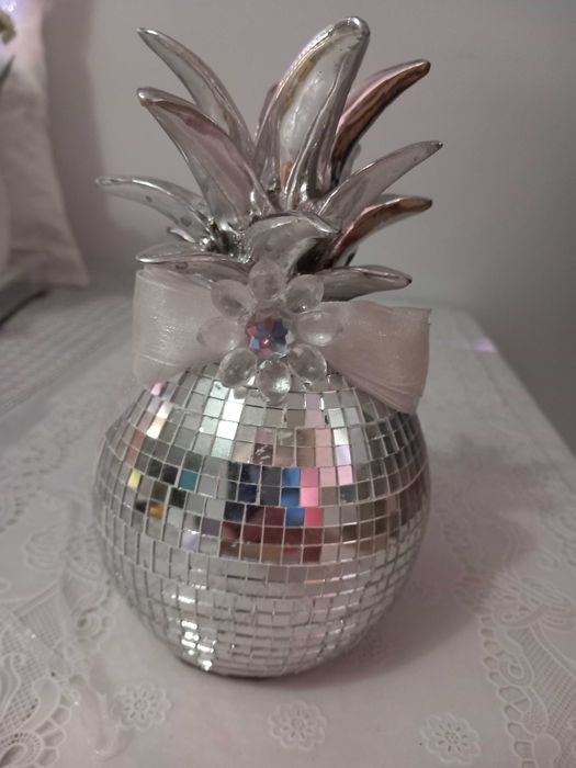 Dekoracja, ozdoba srebrna, świecznik