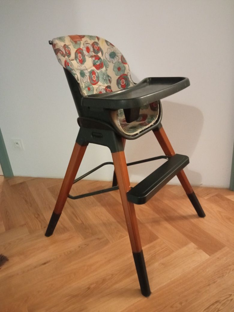 Krzesełko dziecięce firmy Lionelo Mona