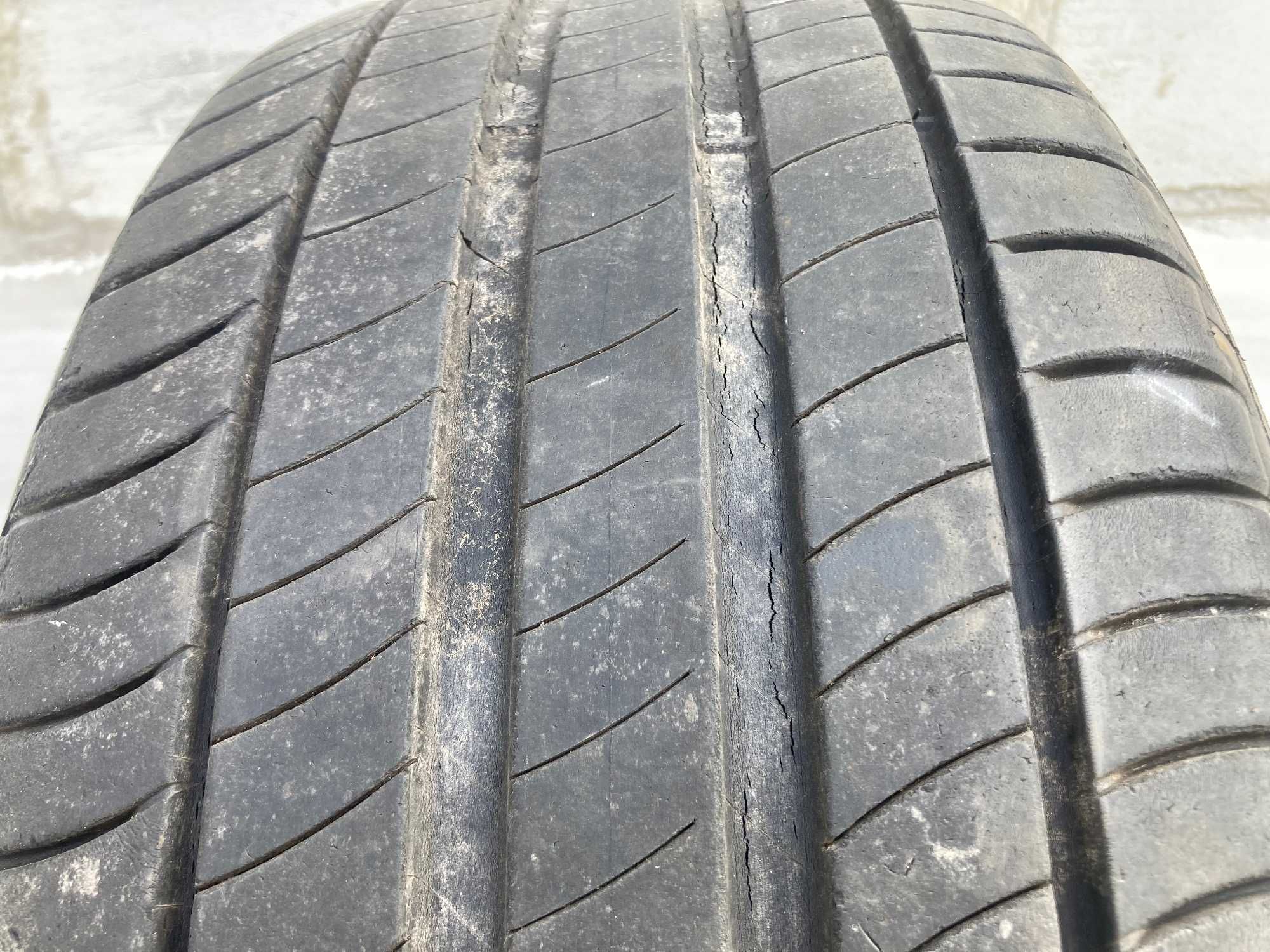 Opona letnia Michelin Primacy 3 235/45 R17 5mm 2019r