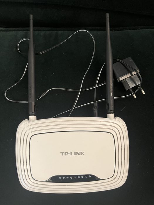 Ruter TP- LINK  plus zasilacz