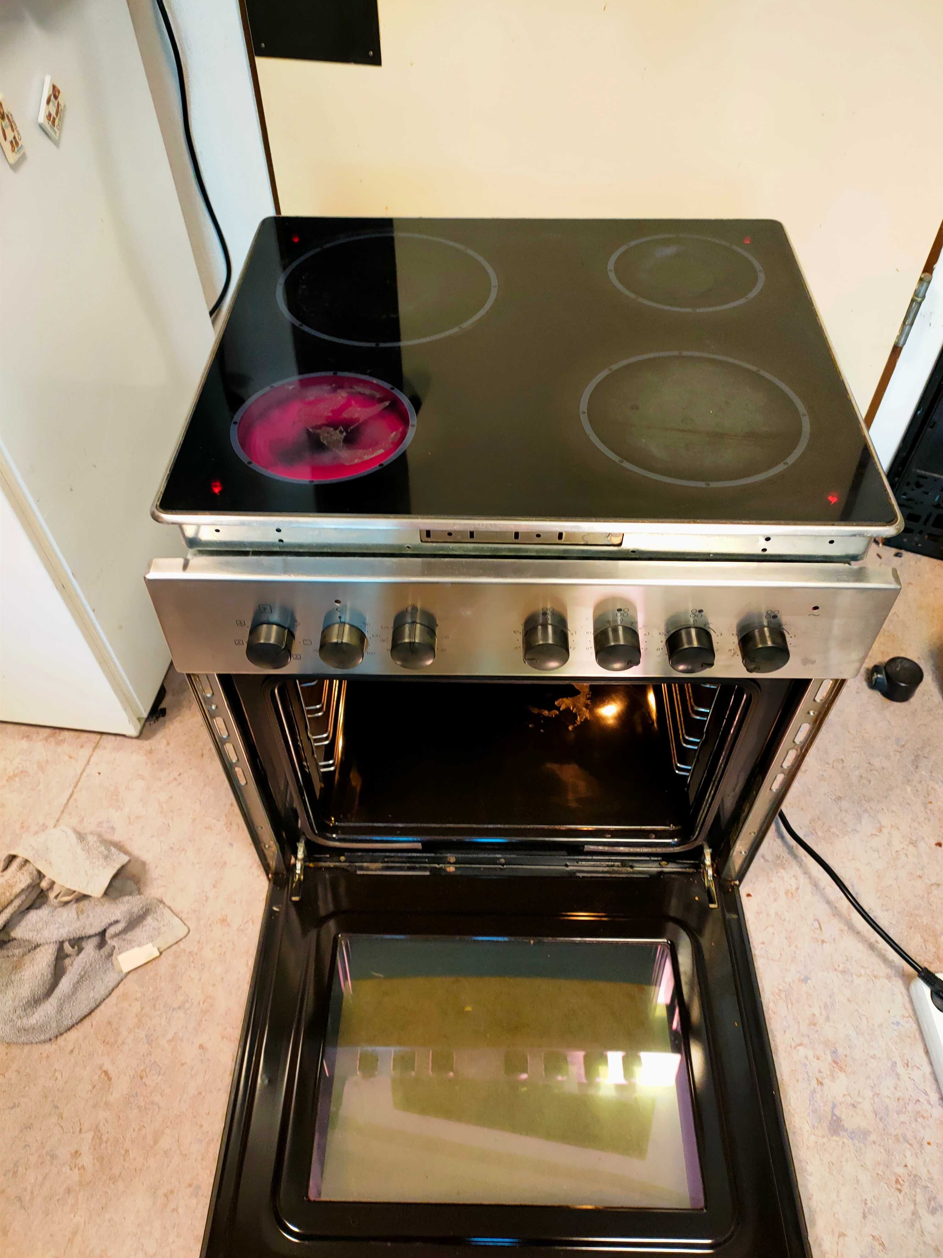 Духовка встраиваемая Whirlpool с индукционной поверхностью