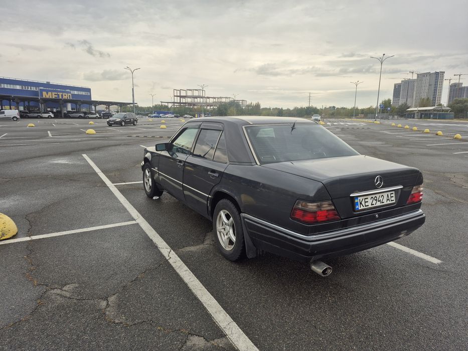 Продам Мерседес 124 2л бензин