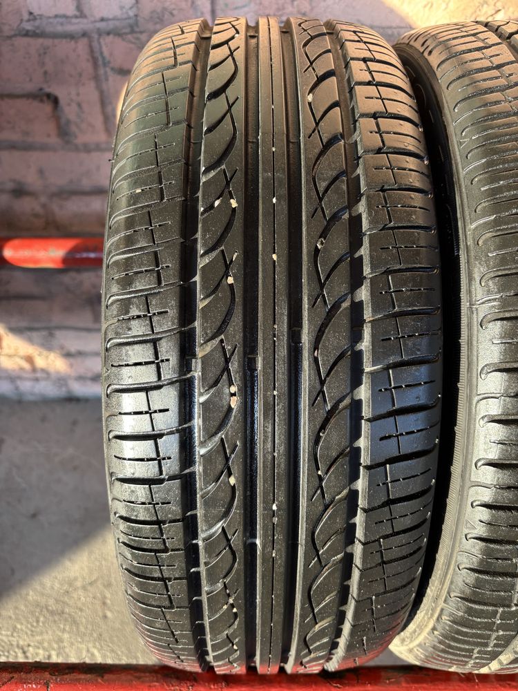 Пара літніх шин 175/50R15 Kumho