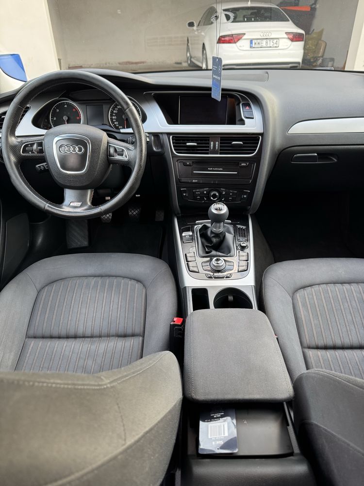 Audi A4 B8, 2.0 TDI 170km czarny kombi