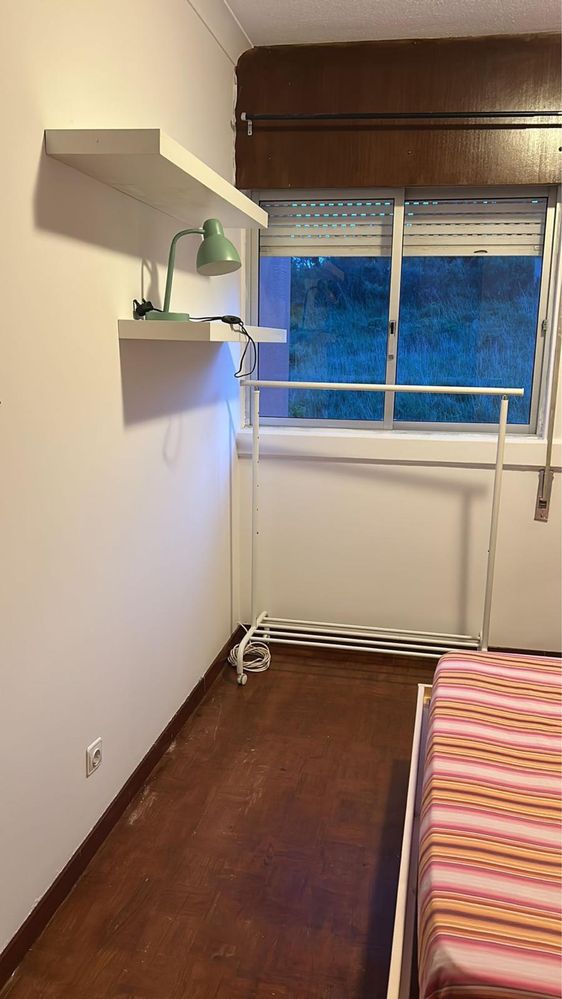 Quarto Disponivel 400€ no santo antonio dos cavaleiros
