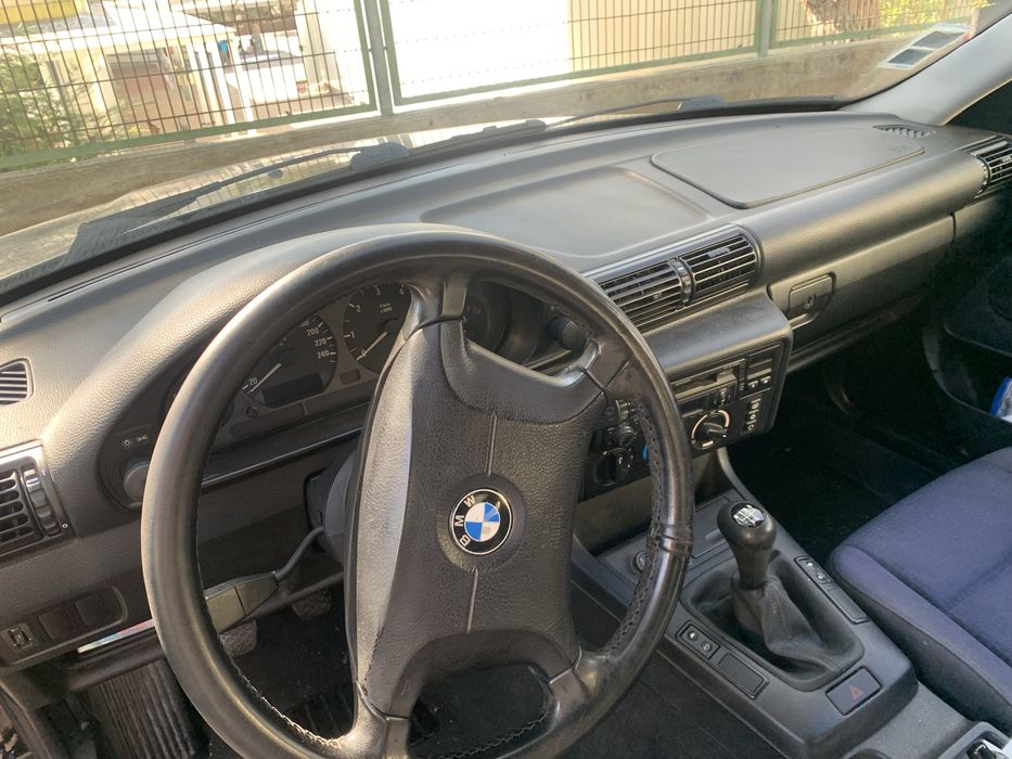 BMW 318TDS Compact- Diesel 1997