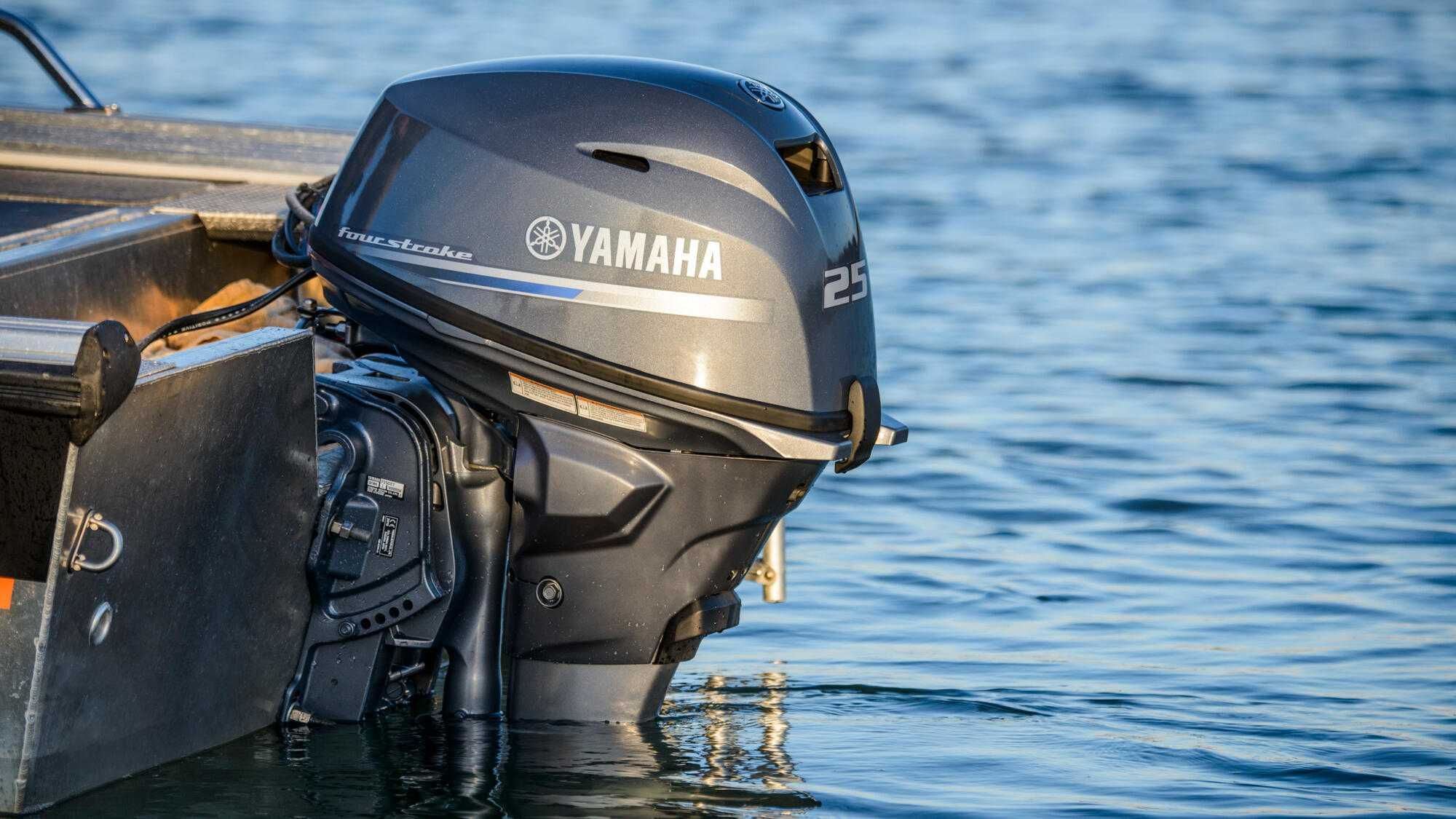 Silnik zaburtowy Yamaha F25GETL - 25 KM - manetka - trym - kolumna L