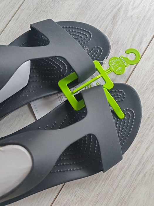 Sandały Crocs Serena rozmiar 37/38 czarne