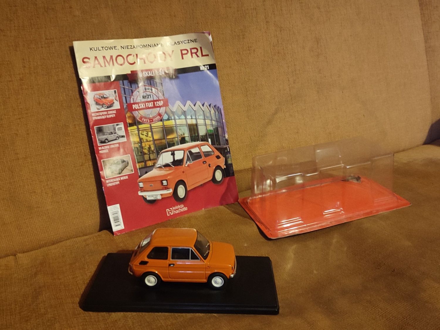 Fiat 126 hachette samochody prl + gazetka