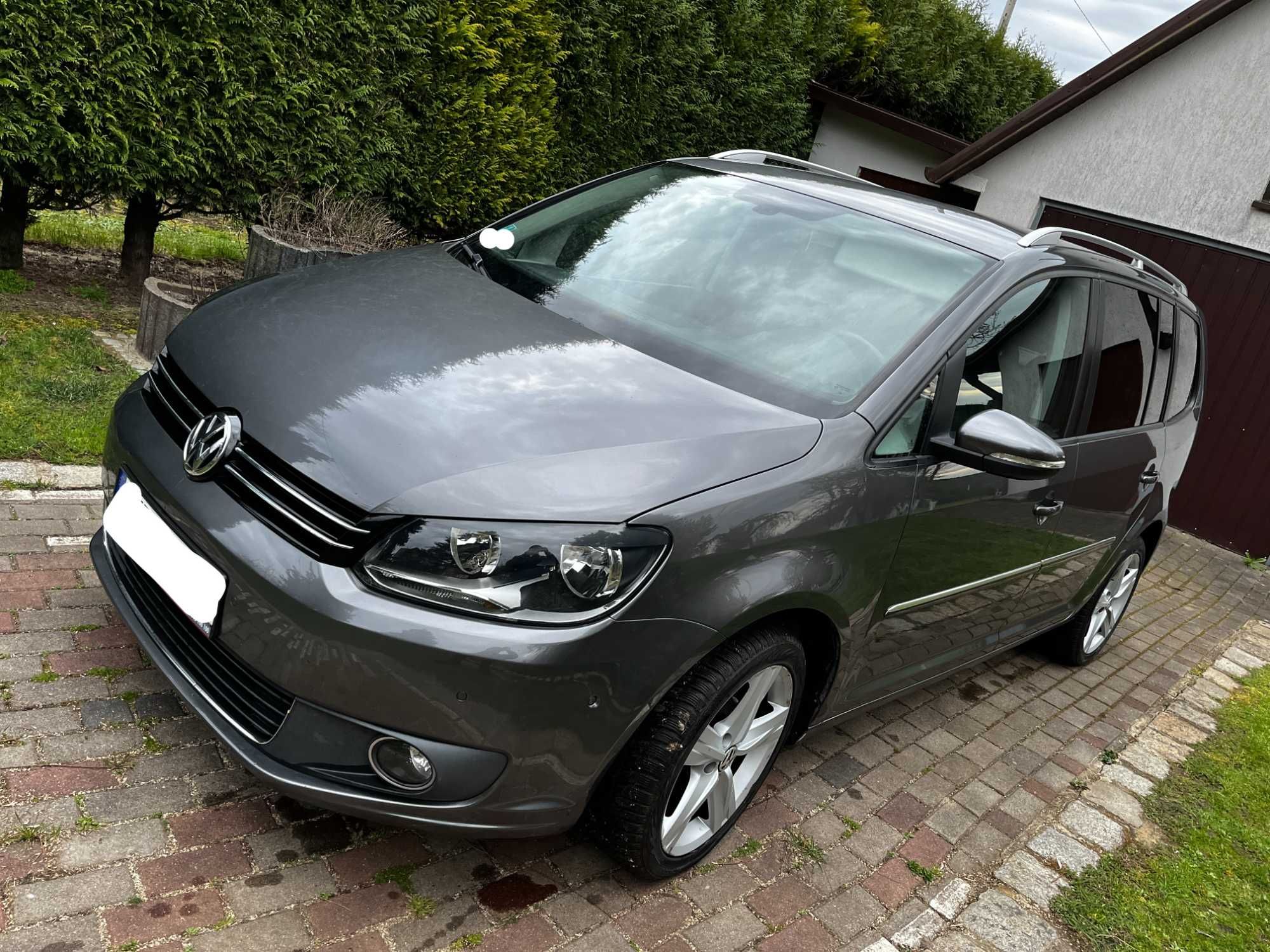 VW Touran 1.6TDI 105KM 2012r (7-osobowy)