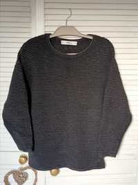 Czarny sweter w prążki Zara r. S