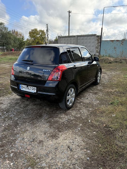Продам Сузуки свифт