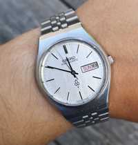 Relógio vintage Seiko King Quartz 4823_8140