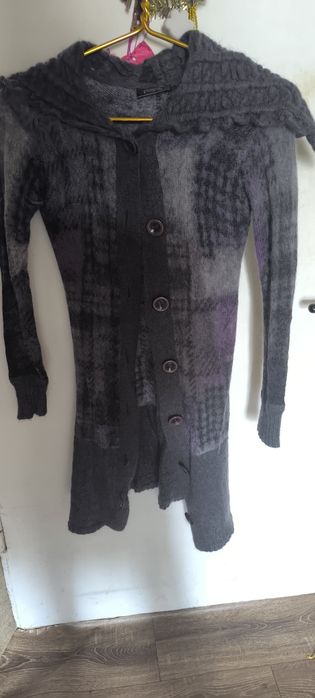 Отдам бесплатно сумку и одежду