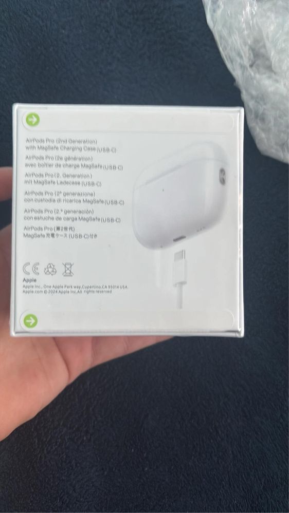 AirPods pro gen 2.
