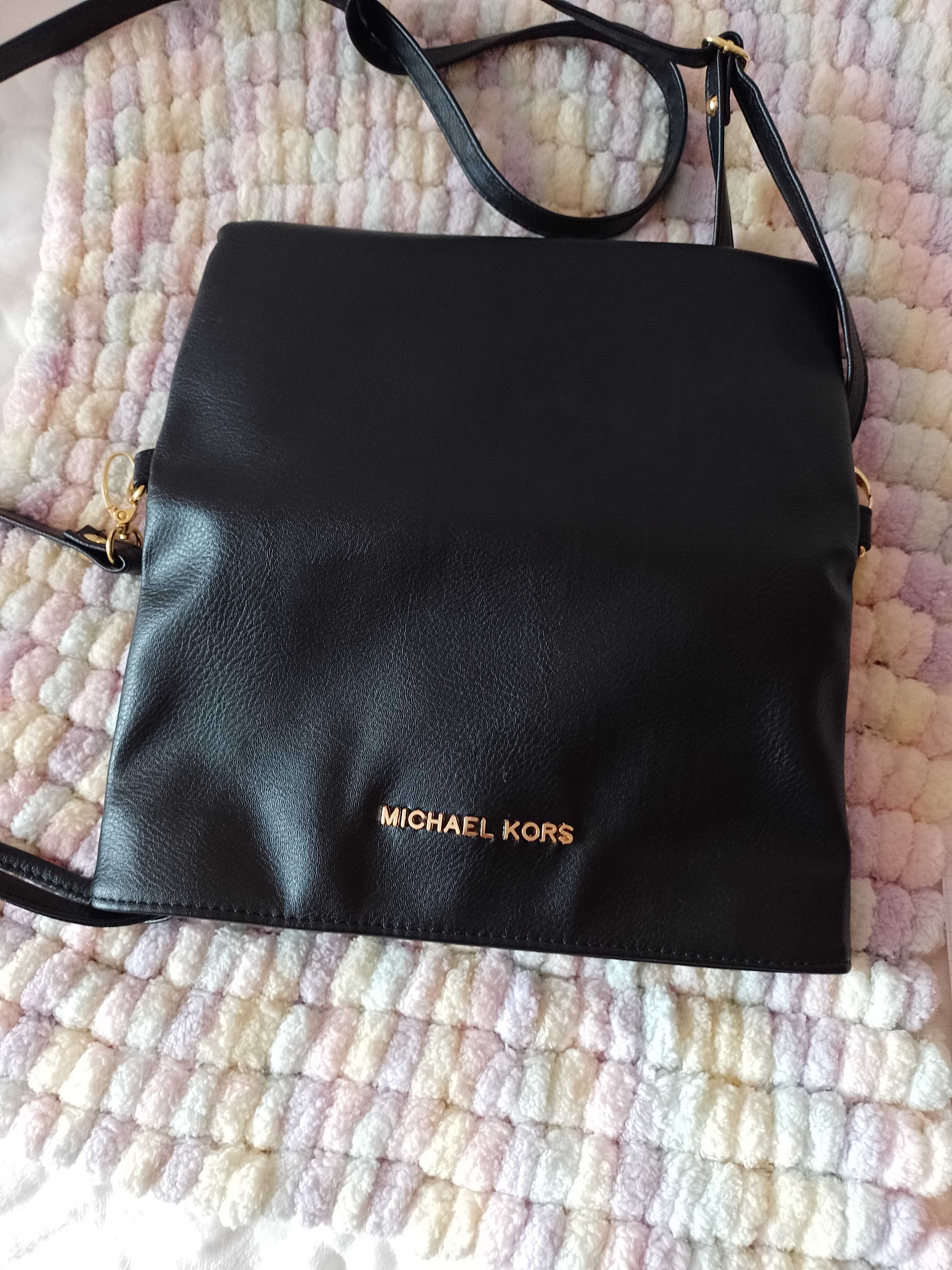 Michael Kors/Czarna torebka listonoszka, kopertówka, saszetka