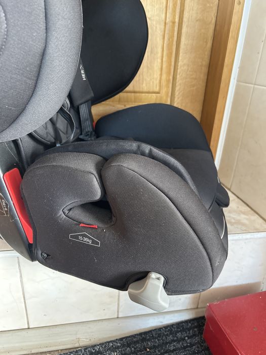Автокрісло 9-36 кг recaro