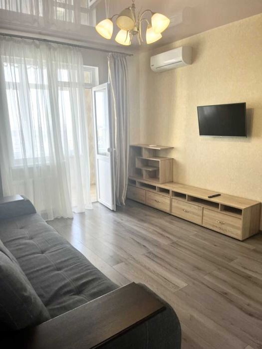 ТЕРМІНОВО вигідно ПРОДАЖ 1-кімнатна затишна квартира ПОЗНЯКИ