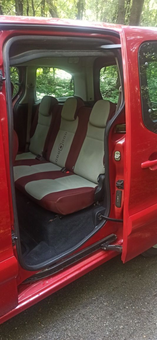 Citroen berlingo  2009 r 1.6 diesel