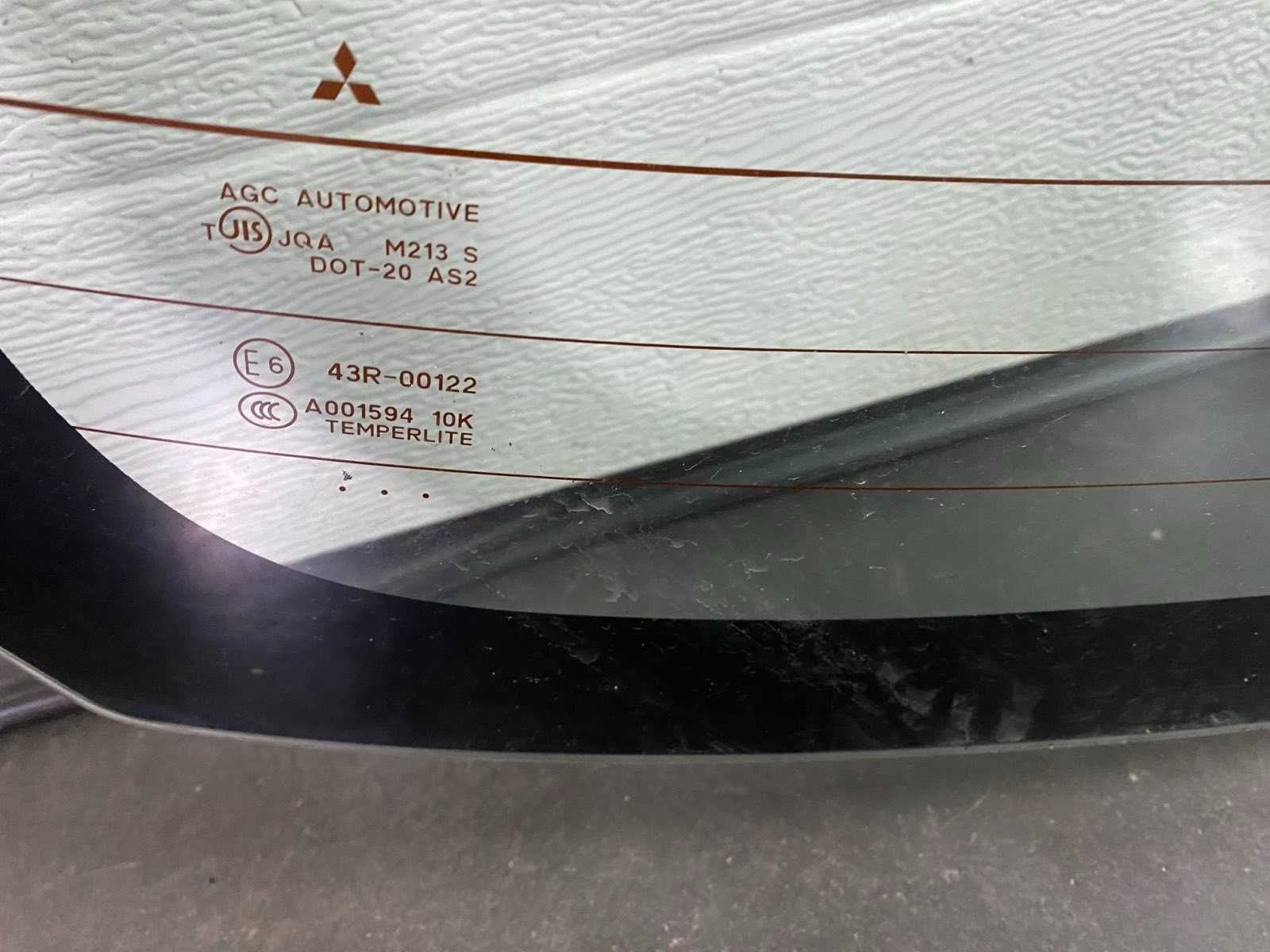 Скло стекло заднє Mitsubishi Lancer X 2007-2015р. 6131A029