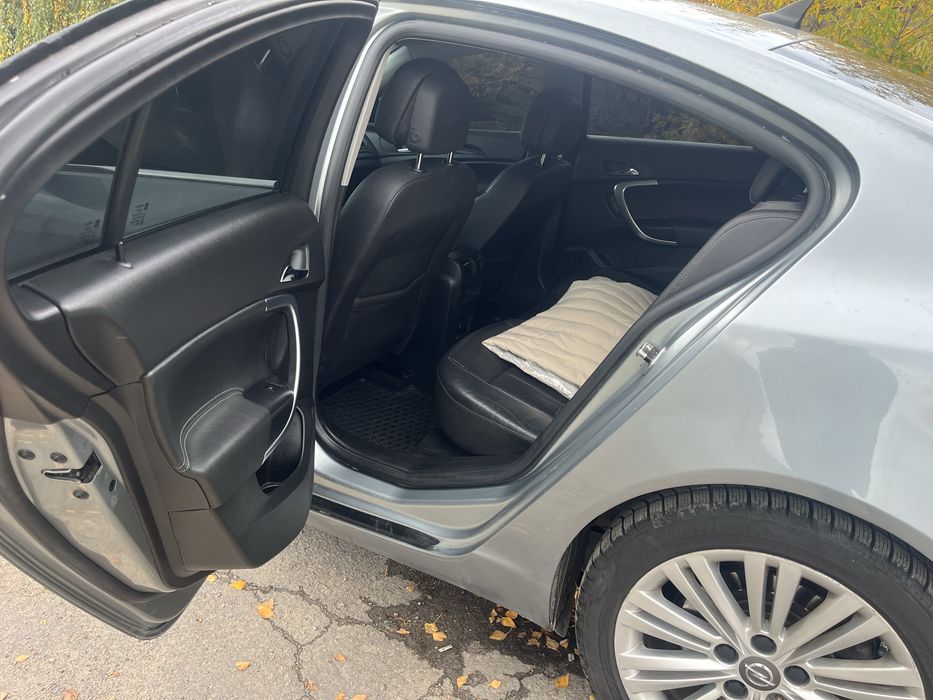 Продам Opel Insignia 2012рік.