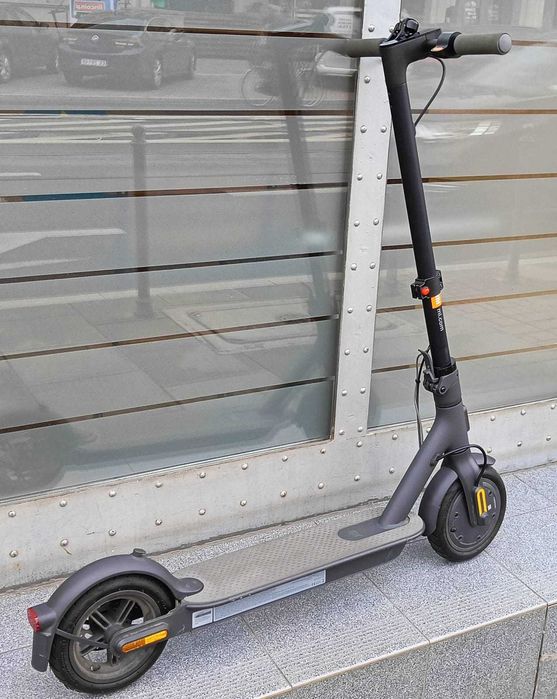 Hulajnoga Xiaomi Mi Essential Black, jak nowa  Gwarancja, Kraków