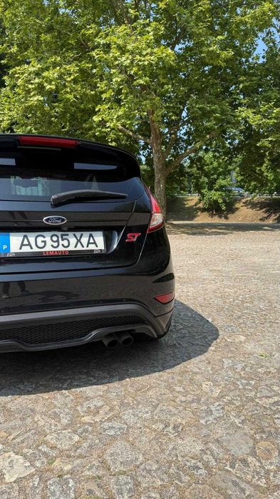 Ford fiesta ST 1.6 182CV