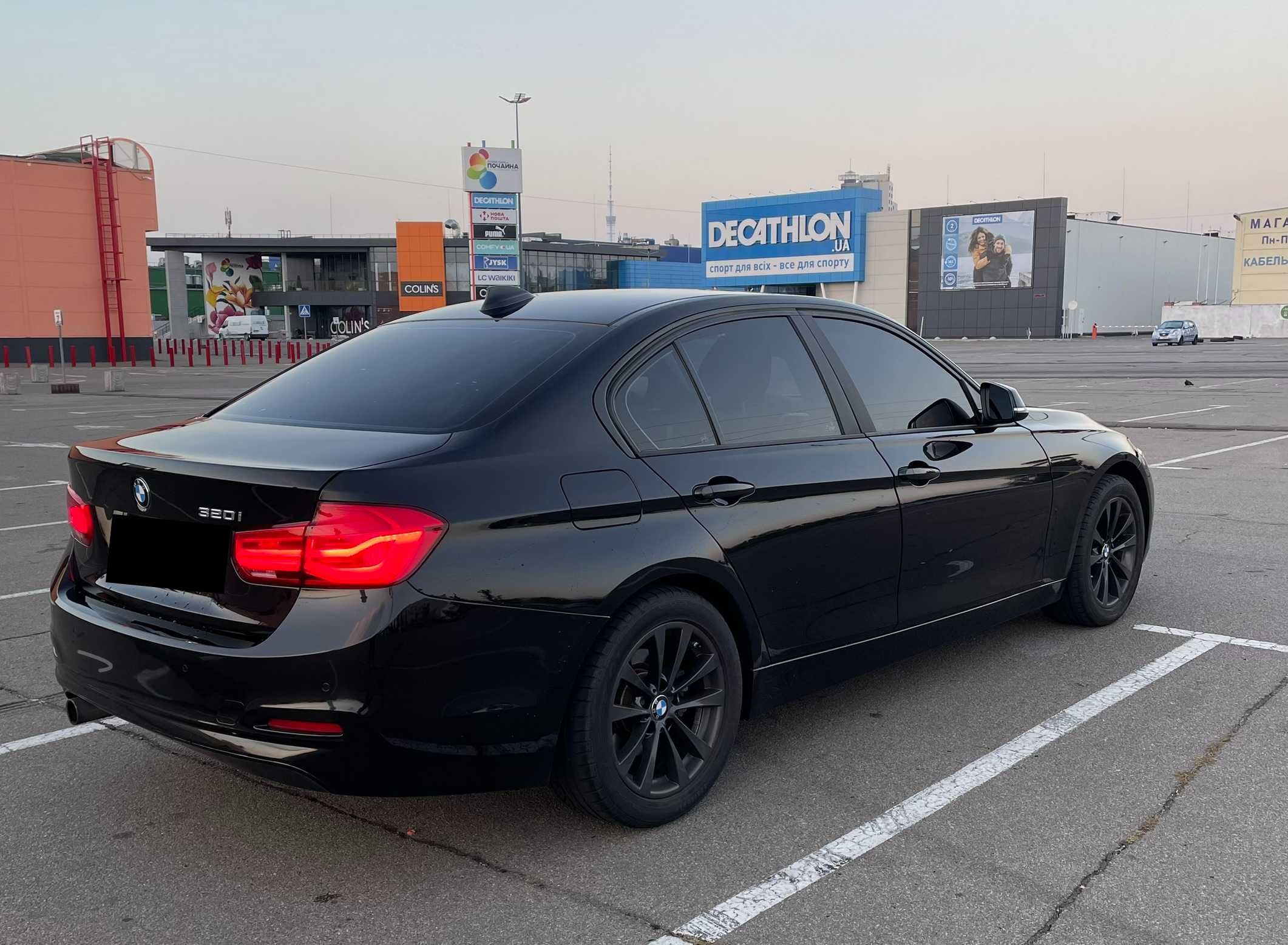 Продам BMW 320i F30 2016 год пробег 76т. Обмен