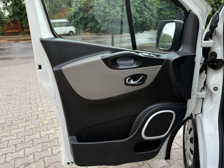 Продам Renault Trafic